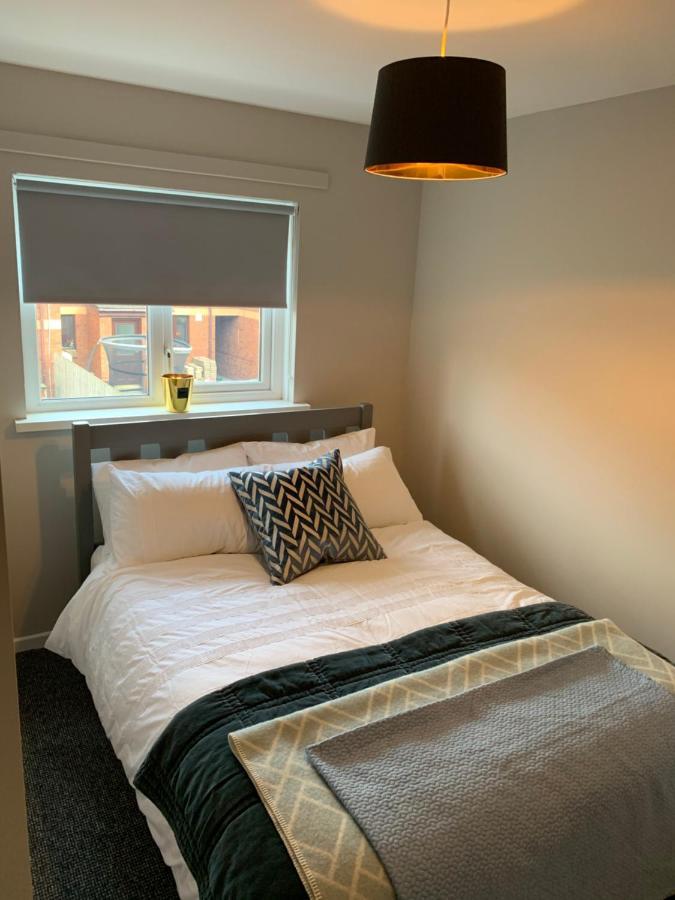 City Break Plush Pad, Walking Distance To City Centre Belfast Exterior photo