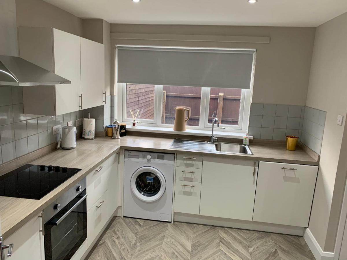 City Break Plush Pad, Walking Distance To City Centre Belfast Exterior photo