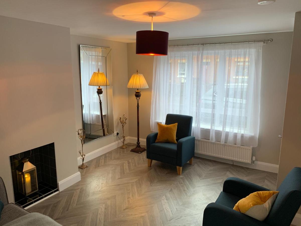 City Break Plush Pad, Walking Distance To City Centre Belfast Exterior photo