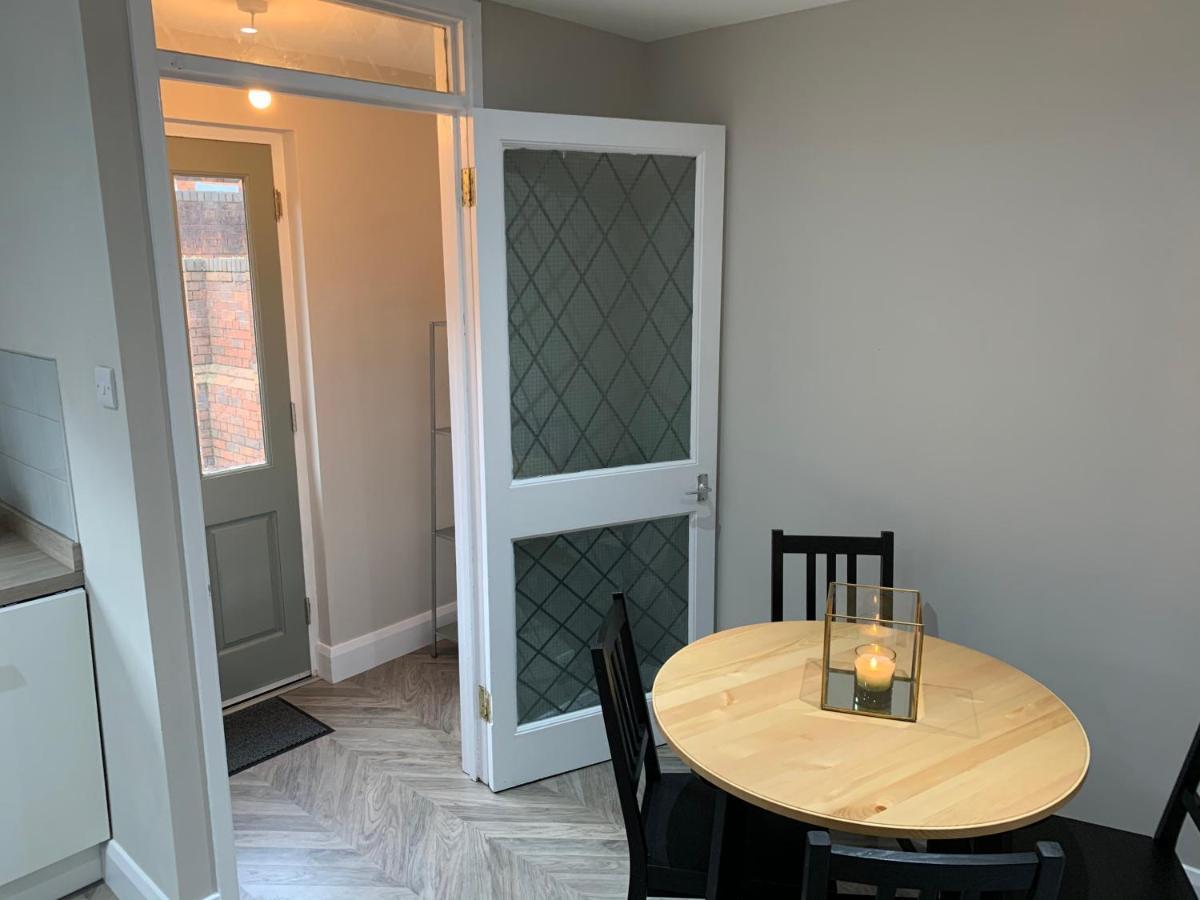City Break Plush Pad, Walking Distance To City Centre Belfast Exterior photo