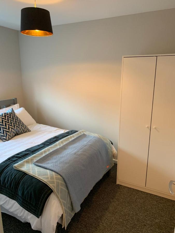 City Break Plush Pad, Walking Distance To City Centre Belfast Exterior photo